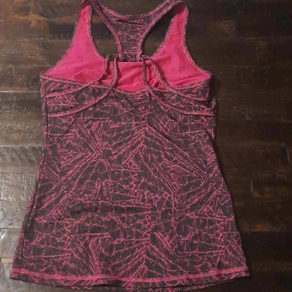 Workout tank - Picture 6 of 7